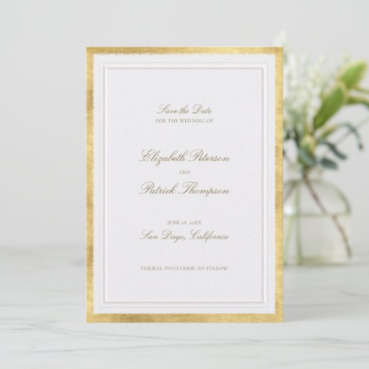 Modern Classic Elevated Gold Pearl Formal Wedding Save The Date (Staand voorkant)
