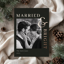 Modern Classic Gold Foil Married and Bright Folie Feestdagenkaart