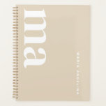 Modern Classy Beige Monogram Planner<br><div class="desc">Een gepersonaliseerde en aanpasbare planner ontworpen om uw kantoor-decor te verheffen. Dit stijlvolle kantoor decor stuk past naadloos in elke kantoor decor professionele setting, perfect voor kantoor decor werkplek en home kantoor decor. Ideaal voor kantoor decor professionele zakelijke vrouwen, het straalt een gevoel van verfijning en organisatie uit. Niet alleen...</div>
