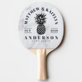 Modern Clean White Tropical Pineapple WeddingCrest Tafeltennisbatje (Achterkant)