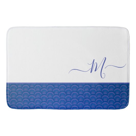 Modern Coastal Blue Seashell Monogram Badmat (Voorkant)