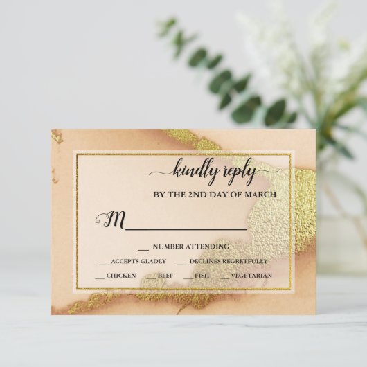 Modern Coral Abstract 💡 Inky Oil Wedding RSVP Kaartje (Staand voorkant)