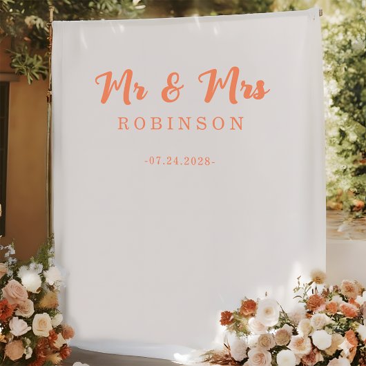 Modern Coral Orange Mr and Mrs Wedding Backdrop Wandkleed