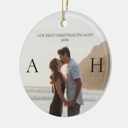 Modern Couple 2 Photo First Christmas Engaged Keramisch Ornament (Links)