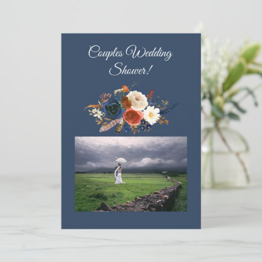 Modern Couple Wedding Shower Uitnodiging (Staand voorkant)