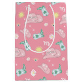 Modern Cowgirl Virgo Zodiac Pattern Pink Medium Cadeauzakje (Voorkant)