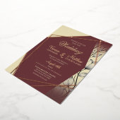 Modern Cream Maroon Roos Gold Elegant Wedding Folie Uitnodiging (Gedraaid)