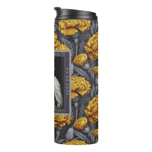 Modern Custom Carnation Floral Barn Wedding Thermosbeker (Geroteerd rechts)