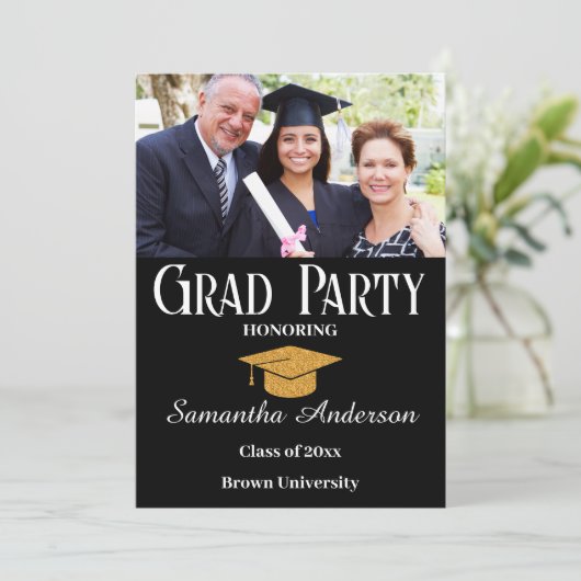 Modern Custom Photo Collage Black Graduparty Kaart (Staand voorkant)