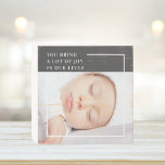 Modern Cute Baby Foto | Beauty Quote Houten Kist Print<br><div class="desc">Leg de essentie van onschuld en schoonheid vast met ons moderne en schattige baby-fotoproduct collectie op Zazzle! Koester de kostbare momenten met deze charmante afbeeldingen die de zuiverheid en vreugde van de kindertijd vieren. Elk item is zorgvuldig ontworpen om de schoonheid van onschuld te laten zien, ons herinneren aan de...</div>