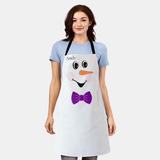 Modern Cute Custom Snowman Face Paarse Bowtie Schort (Gedragen)