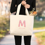 Modern Cute Fun Custom Name 3D Monogram Grote Tote Bag<br><div class="desc">Cute monogrammed bag met uw aangepaste naam als een schaduwtas in rood en roze initiaal. Modern,  minimalistisch,  eenvoudig en leuk,  dit door typografie aangedreven ontwerp zorgt voor een cool,  persoonlijk geschenk!</div>