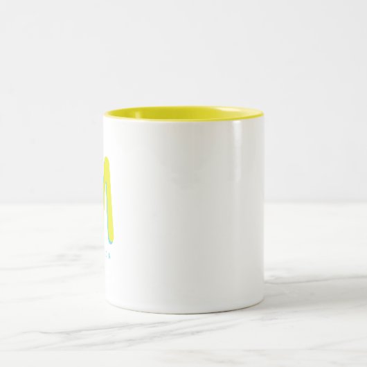 Modern Cute Fun Custom Name 3D Monogram Tweekleurige Koffiemok (Center)