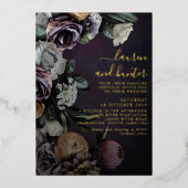 Modern Dark Moody Paarse Floral Wedding Gold Folie Uitnodiging (Voorkant)