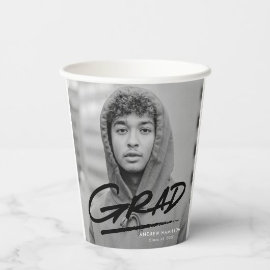 Modern Dashed Afstudeerder Zwart Foto Afstuderen Papieren Bekers (Achterkant)