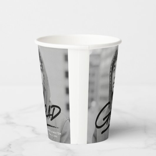 Modern Dashed Afstudeerder Zwart Foto Afstuderen Papieren Bekers (Rechts)