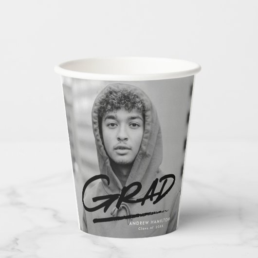 Modern Dashed Afstudeerder Zwart Foto Afstuderen Papieren Bekers (Voorkant)