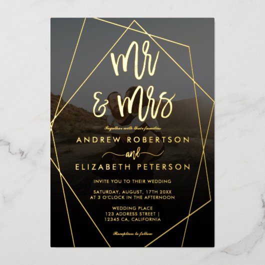 Modern de heer Mrs. script terrarium foto bruiloft Folie Uitnodiging (Voorkant)