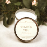Modern Deco | Elegant Ivory en Faux Gold Wedding Ronde Sticker<br><div class="desc">Deze glamoureuze trouwstickers zijn voorzien van een moderne spion op een klassiek kunstdeco. ,  faux goud ziet er geometrische grenzen uit en versiering versiert een elegante ivoren achtergrond voor een dramatische,  vintage bruiloft. Klassieke faux gouden typografie zegt "dank je",  waardoor deze perfect zijn om je huwelijksgunsten aan te vullen.</div>