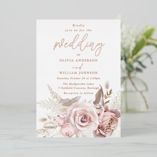 Modern Divine Roos Gold Blush Alle seizoenen Bruil Folie Uitnodiging (Staand Voorkant)