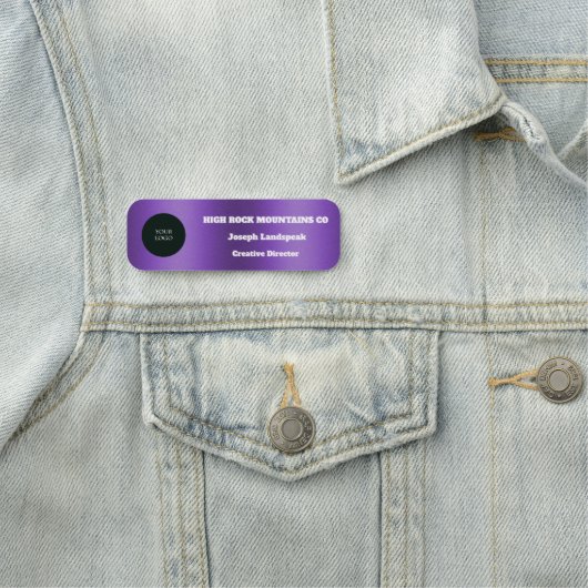 Modern donker Paarse metaalachtige zakelijke medew Naamplaatje (In situ)