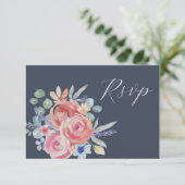 Modern donkerblauw Roos Bloemen Waterverf bruiloft RSVP Kaartje (Staand voorkant)