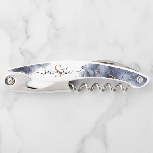 Modern Donkerblauw Waterverf Goud Monogram Kurkentrekker (Voorkant)