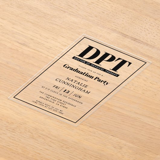 Modern DPT Doctor of Physical Therapy Afstuderen Acryl Uitnodigingen (Laagn)