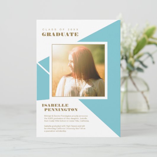 Modern driehoekig grafisch Afstuderen Aankondiging (Staand voorkant)