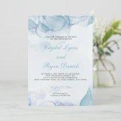 Modern Dusty Blue Abstract Wedding Invitation Kaart (Staand voorkant)