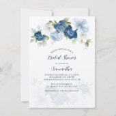 Modern Dusty Blue Floral Bridal Shower Notitiekaartje (Voorkant)