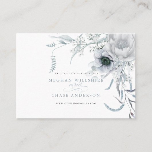 Modern Dusty Blue Floral Wedding Website Visitekaartje (Voorkant)
