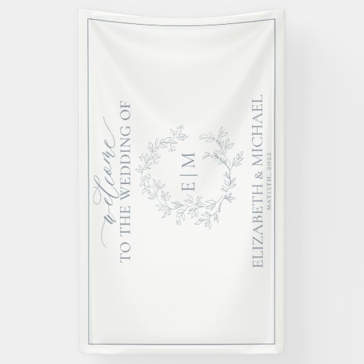 Modern Dusty Blue Leafy Crest Monogram Weddenschap Spandoek (Verticaal)