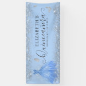 Modern Dusty Blue Silver Gown Quinceañera Welkom Spandoek (Verticaal)