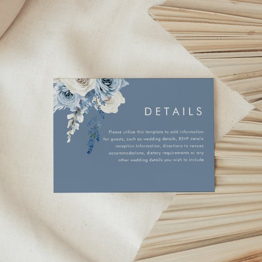 Modern Dusty Blue & White Floral Wedding Details Informatiekaartje