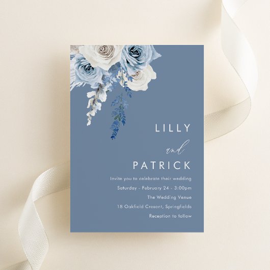 Modern Dusty Blue & White Floral Wedding Kaart