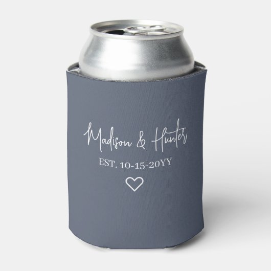 Modern Dusty Blue White Script Name Wedstrijding F Blikjeskoeler (Blikje Voorkant)