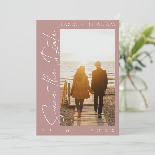 Modern Dusty Pink Script Photo Weddenschap Save The Date (Staand voorkant)