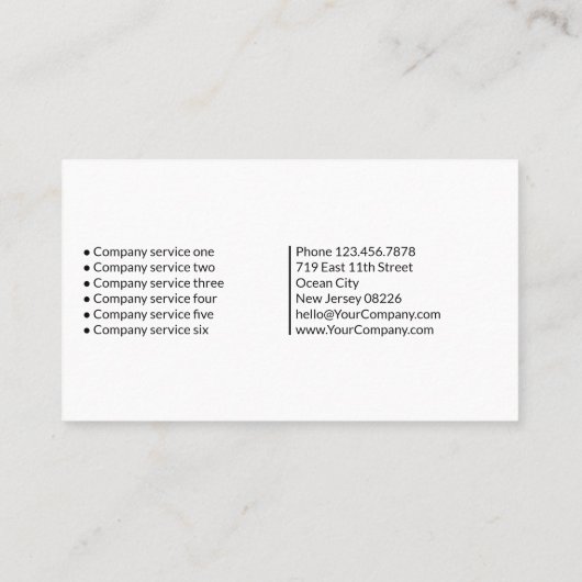 Modern dynamisch zwart-wit bedrijf visitekaartje (Achterkant)