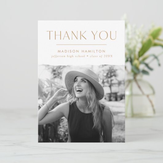 Modern Edge Gold Photo Afstuderen Bedankkaart (Staand voorkant)
