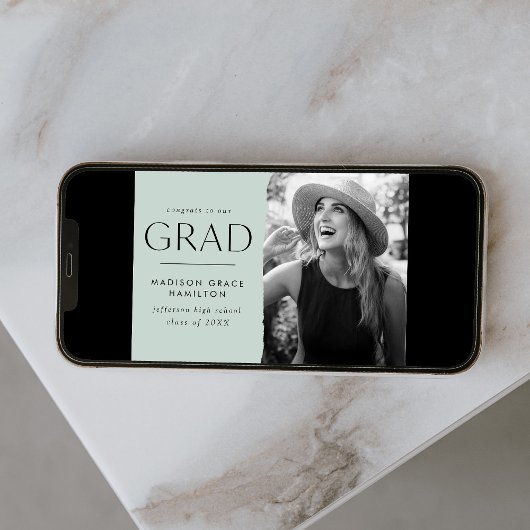 Modern Edge Mint Green Photo Afstuderen Aankondiging