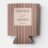 Modern Eenvoudig Elegant Bruiloft Script Gestreept Blikjeskoeler (Voorkant)