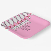 Modern Eenvoudig Elke Leeftijd Roze Bowling Verjaa Papieren Bordje (Gebogen)