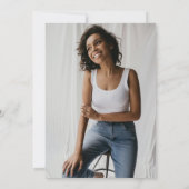 Modern eenvoudig Je bent uitgenodigd Verjaardagsfe Kaart (Achterkant)