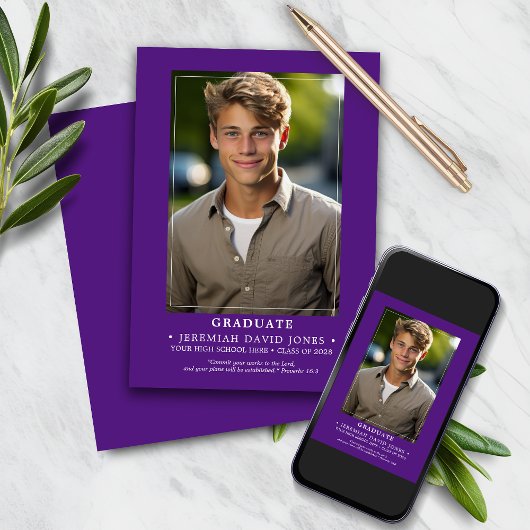 Modern eenvoudig Paarse foto Afstuderen Aankondiging