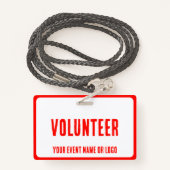 Modern Eenvoudig Rood Wit Vrijwilliger Evenement Badge (Achterkant met draagriem)