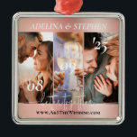 Modern eenvoudig script 3 fotowebsite Instagram Metalen Ornament<br><div class="desc">Modern, eenvoudig en elegant kerstornament met drie foto's, met een lay-out in galeriestijl en een scriptkalligrafie - "beter samen" (zodat u uw eigen offerte en trouwkleuren kunt personaliseren), op een rozen gouden achtergrond. Je familie en vrienden zullen het geweldig vinden. ★ Personaliseer gemakkelijk het ontwerp met uw details! ★ Controleer...</div>