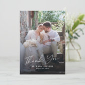 Modern eenvoudig script multi foto bruiloft bedankkaart (Staand voorkant)