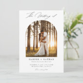 Modern eenvoudig script QR Code Arch Fotobruiloft Kaart (Staand voorkant)