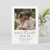 Modern eenvoudig script zwart wit foto's bruiloft save the date (Staand voorkant)